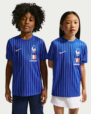 France x Jacquemus Big Kids' Short-Sleeve Soccer Top. Nike.com